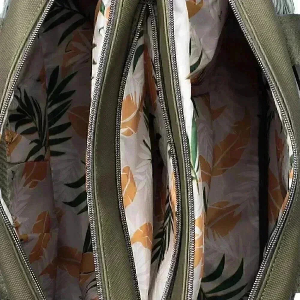 LUG Aviator Carry-All Tote / Shoulder Bag / Overnight Bag / Work Bag - O… - Picture 5 of 16